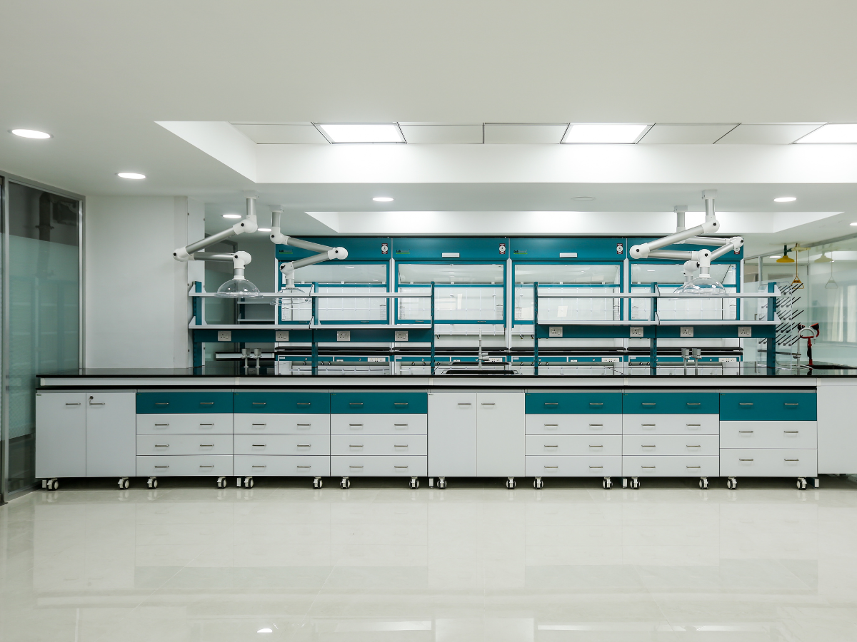 Laboratory Workbench